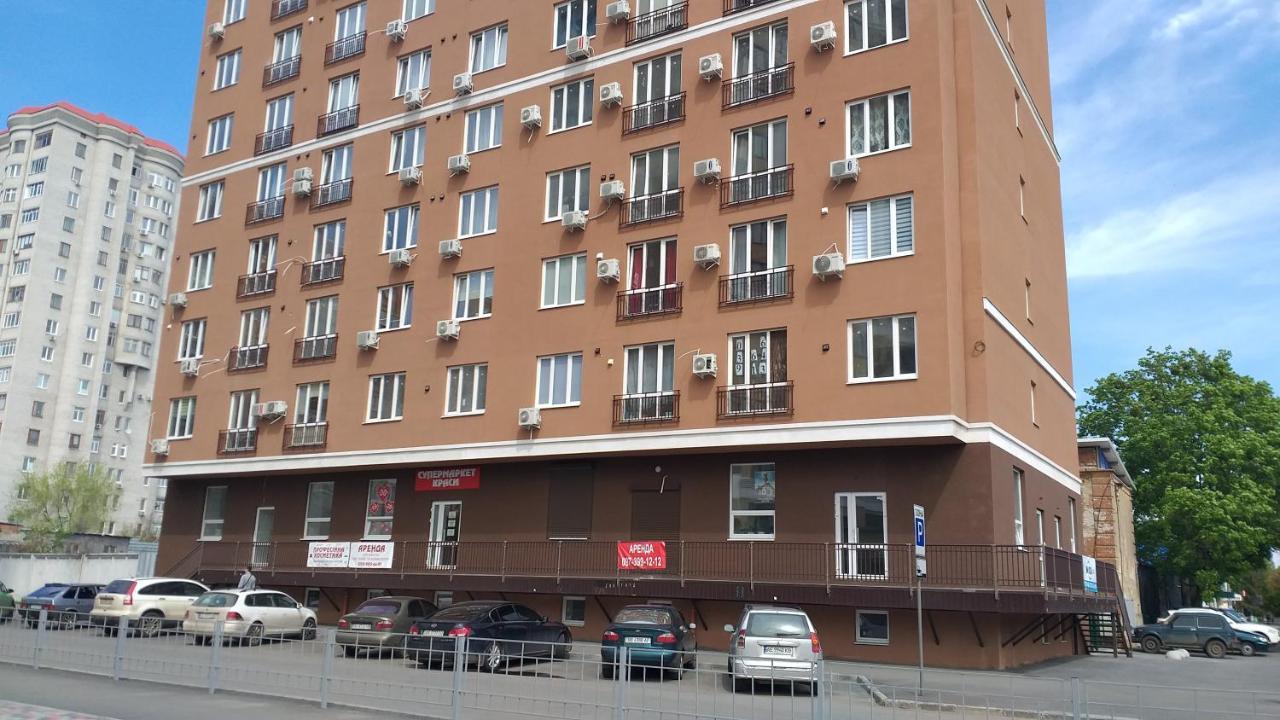 Новая Студия Вокзал Харьков-Пассажирский Buitenkant foto